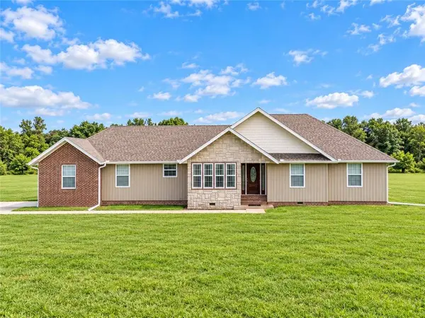 8861 Farm Road 2212