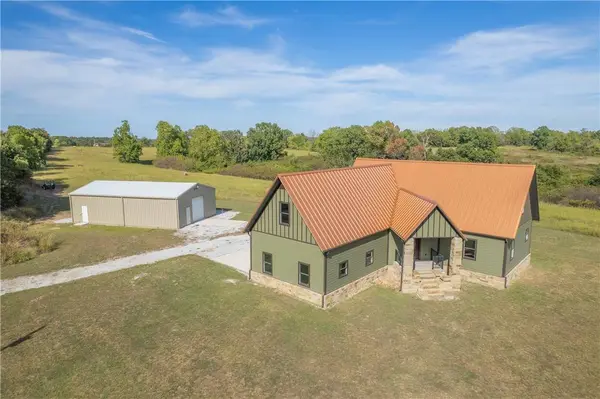 43 Spring Flood Rd, Goodman, MO 64843