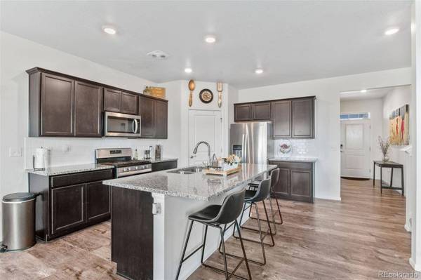 31 S Quantock ST, Aurora, CO 80018