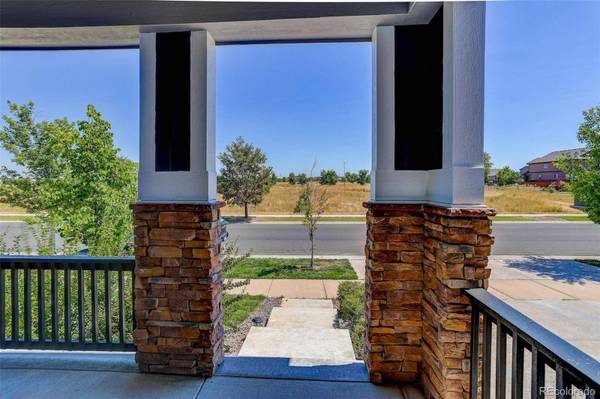 121 S Jackson Gap WAY, Aurora, CO 80018
