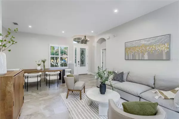 10626 TAVISTOCK DR, Tampa, FL 33626