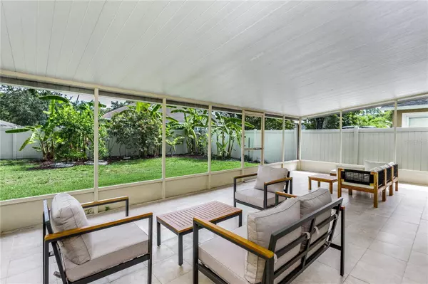 12335 GLENFIELD AVE, Tampa, FL 33626