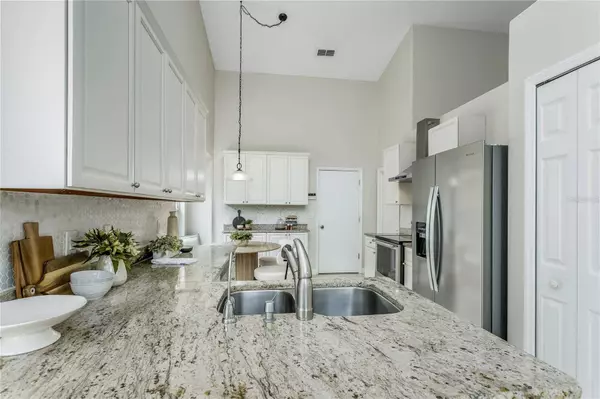 12335 GLENFIELD AVE, Tampa, FL 33626