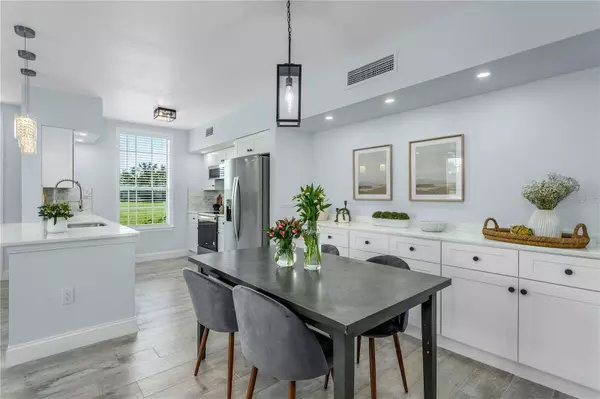 10520 WHITE LAKE CT #10520, Tampa, FL 33626