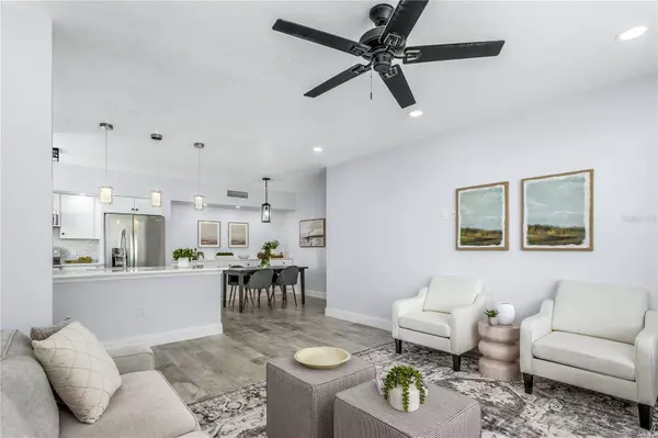 10520 WHITE LAKE CT #10520, Tampa, FL 33626