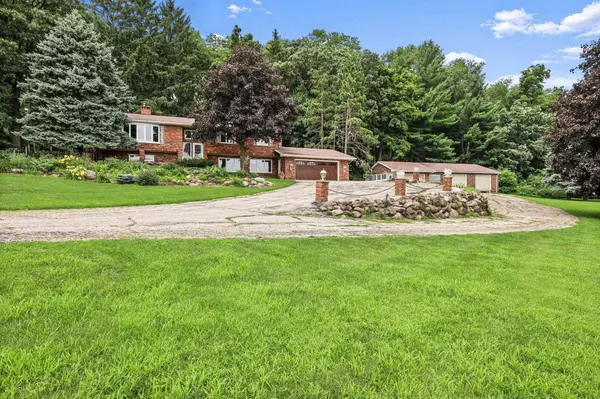 7256 Riles Road, Middleton, WI 53562