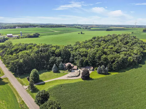 7256 Riles Road, Middleton, WI 53562