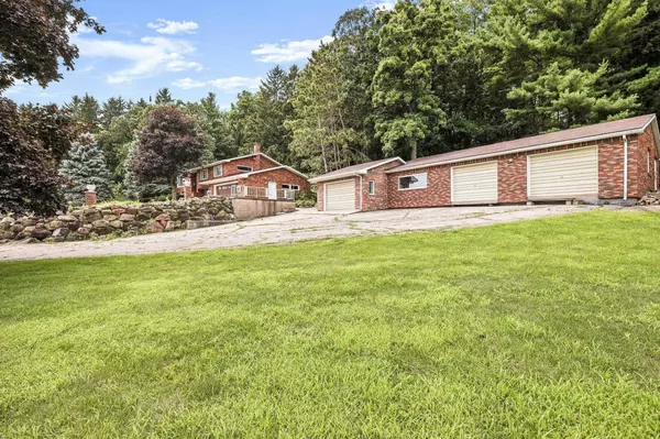 7256 Riles Road, Middleton, WI 53562