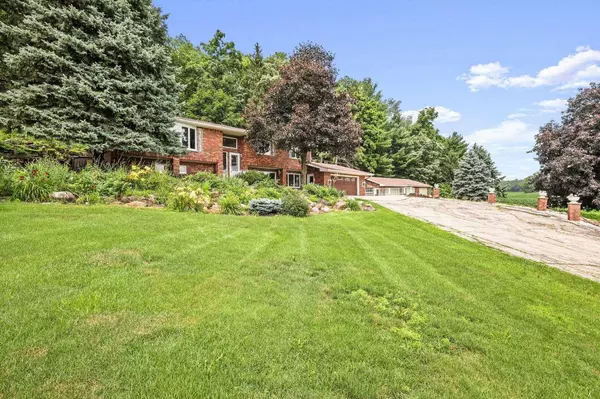 7256 Riles Road, Middleton, WI 53562