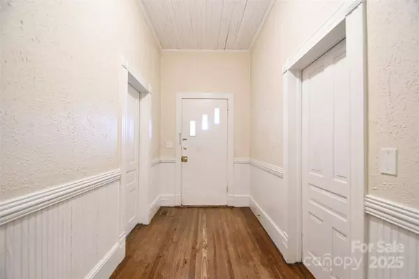 221 Fink AVE NW, Concord, NC 28025