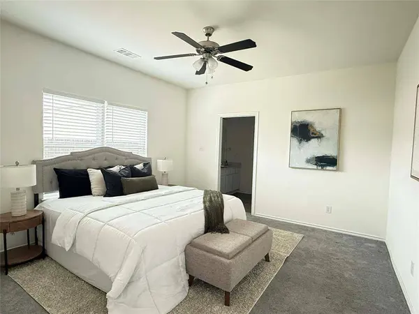 2209 Dana Drive, Grand Prairie, TX 75051