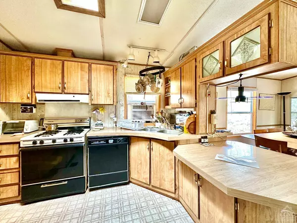 85 Laurel House RD, Hunter, NY 12436