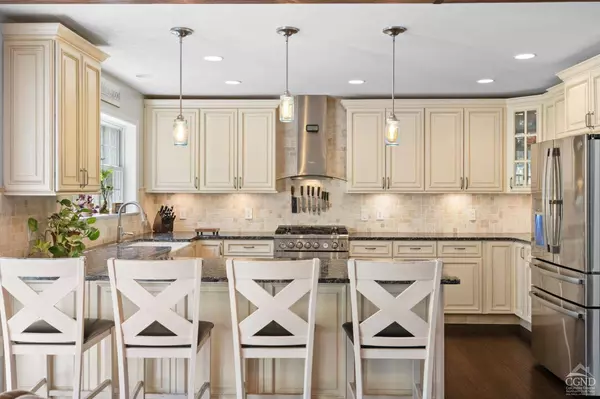 174 Grove School RD, Catskill, NY 12414