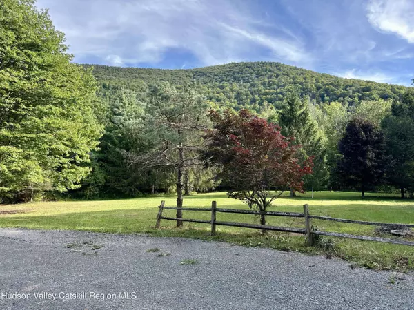 6 Neal, Hunter, NY 12442