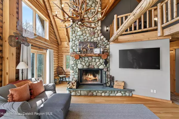 87 Wilderness DR, East Jewett, NY 12424