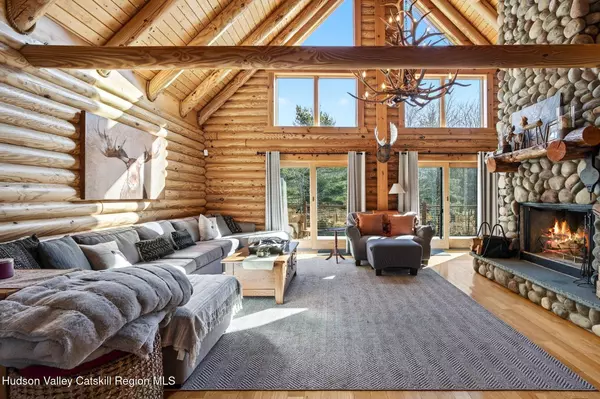 87 Wilderness DR, East Jewett, NY 12424