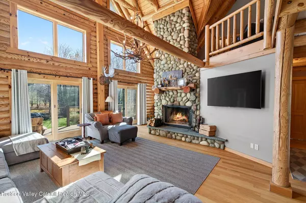 87 Wilderness DR, East Jewett, NY 12424