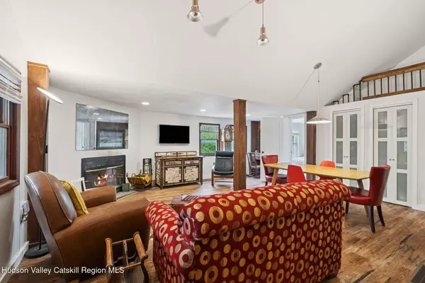 18 Rail Road AVE, Tannersville, NY 12485