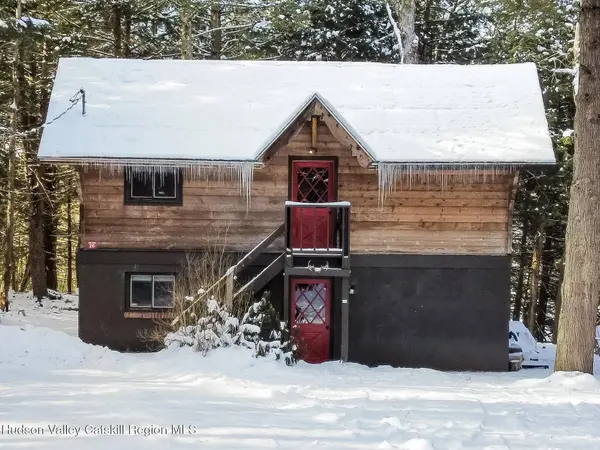 26 Vista Ridge DR, East Jewett, NY 12424