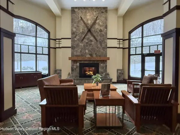 62 Liftside DR #332-334, Hunter, NY 12442