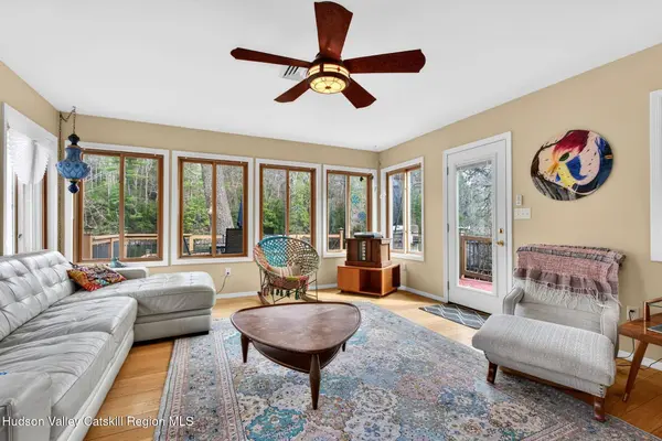 205 Esopus Creek RD, Saugerties, NY 12477