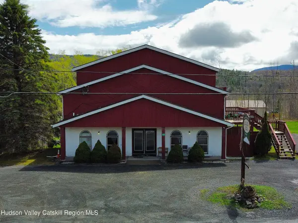 5759 Ny-23a, Tannersville, NY 12485