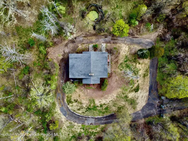 3058 New York 32, Saugerties, NY 12477