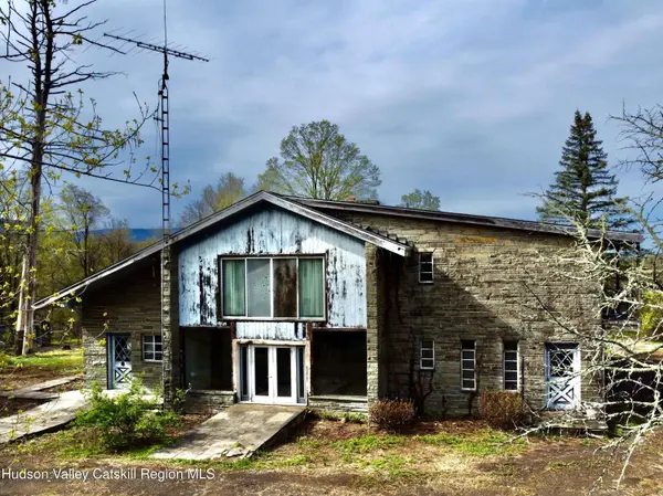 3058 New York 32, Saugerties, NY 12477