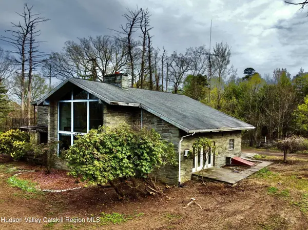 3058 New York 32, Saugerties, NY 12477