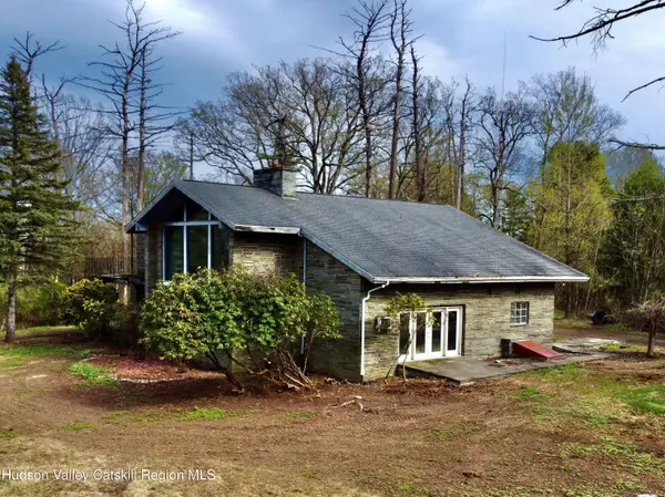 3058 New York 32, Saugerties, NY 12477