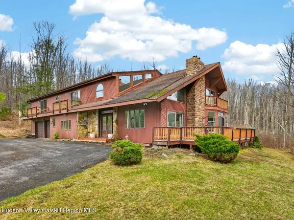 108 Botti DR, Hunter, NY 12442