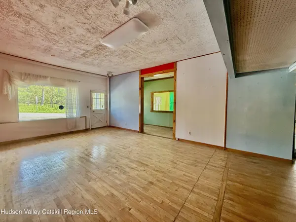 5085 New York 23a, Haines Falls, NY 12436
