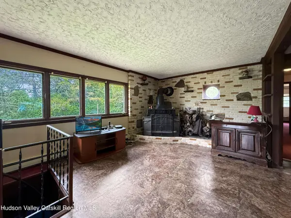 19 & 25 Van DR, Tannersville, NY 12485