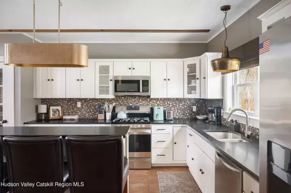 3837 New York 32, Saugerties, NY 12477