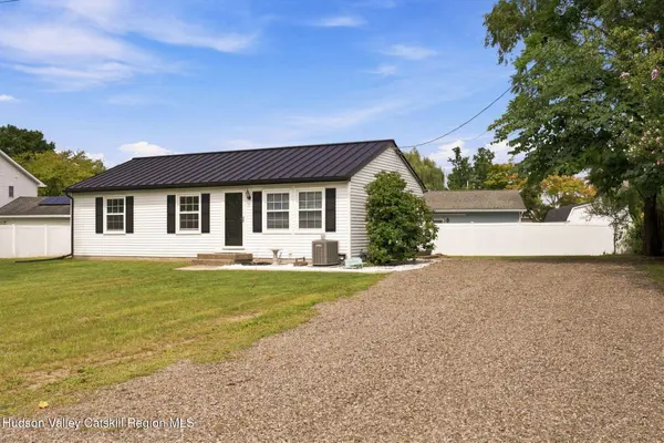 13 Highland AVE