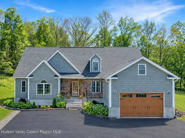174 Grove School RD, Catskill, NY 12414