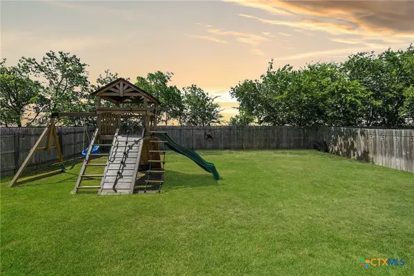 416 Cassandra DR, Hutto, TX 78634