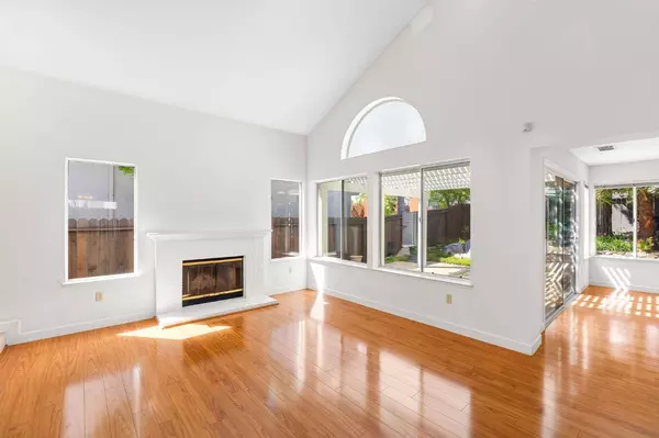 8337 Elegans CT, Antelope, CA 95843