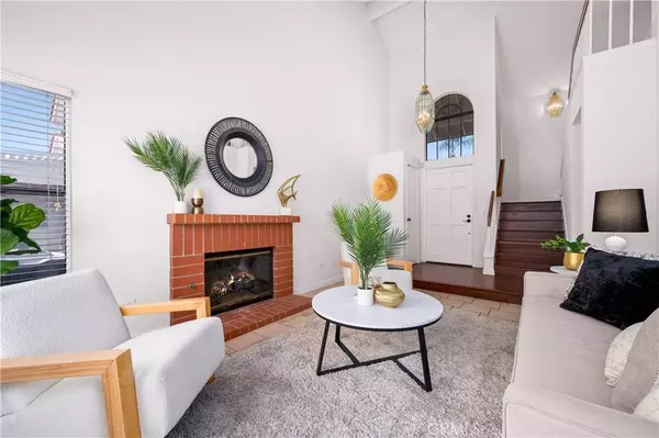 16 Snowberry, Rancho Santa Margarita, CA 92688