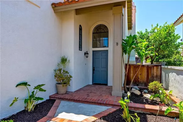 16 Snowberry, Rancho Santa Margarita, CA 92688