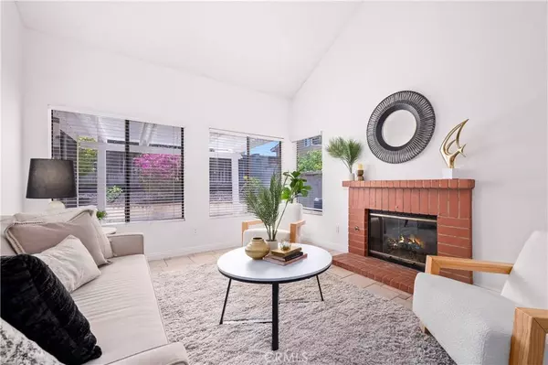 16 Snowberry, Rancho Santa Margarita, CA 92688