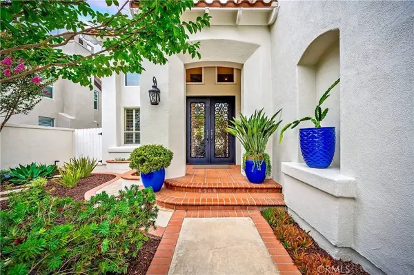 3 Sembrado, Rancho Santa Margarita, CA 92688