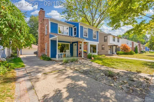 19 Maplefield Road, Pleasant Ridge, MI 48069