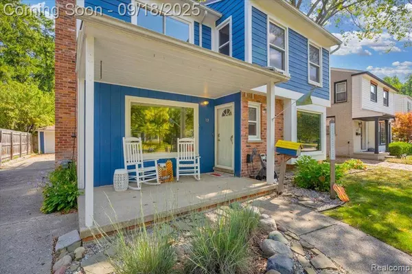 19 Maplefield Road, Pleasant Ridge, MI 48069