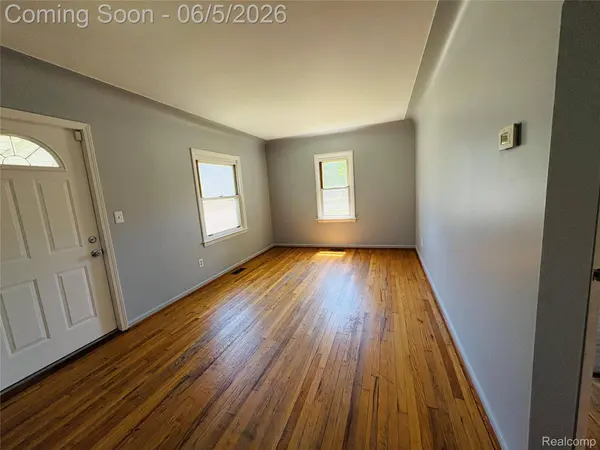 27305 Townley ST, Madison Heights, MI 48071