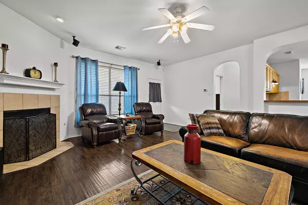 2009 Hanging Rock DR, Pflugerville, TX 78660