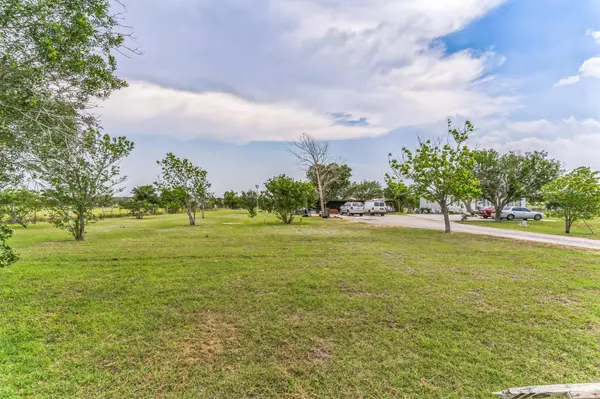 116 Hokanson RD, Del Valle, TX 78617