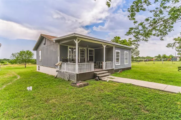 116 Hokanson RD, Del Valle, TX 78617