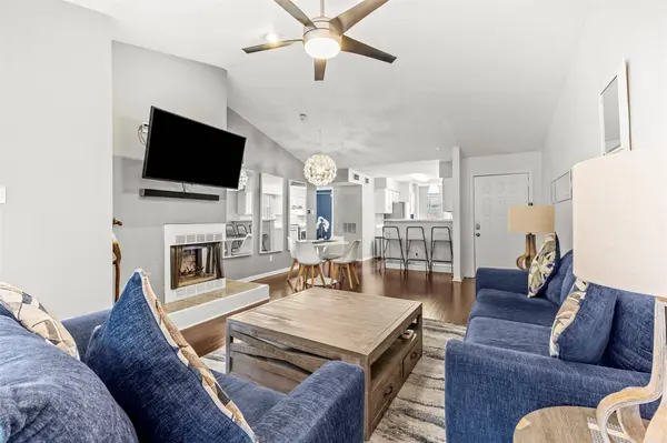 2450 Wickersham LN #1606, Austin, TX 78741