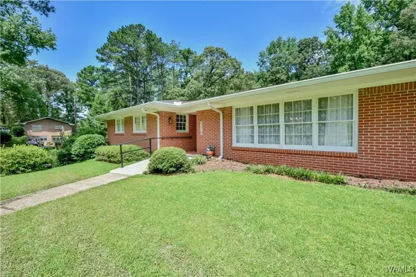 520 Union Chapel Rd, Northport, AL 35473